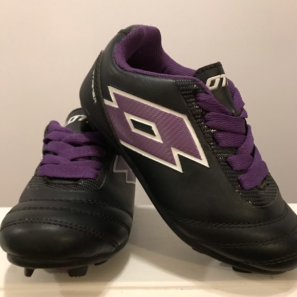 Toddlers Soccer shoes ⚽️ - Picture 1 of 5